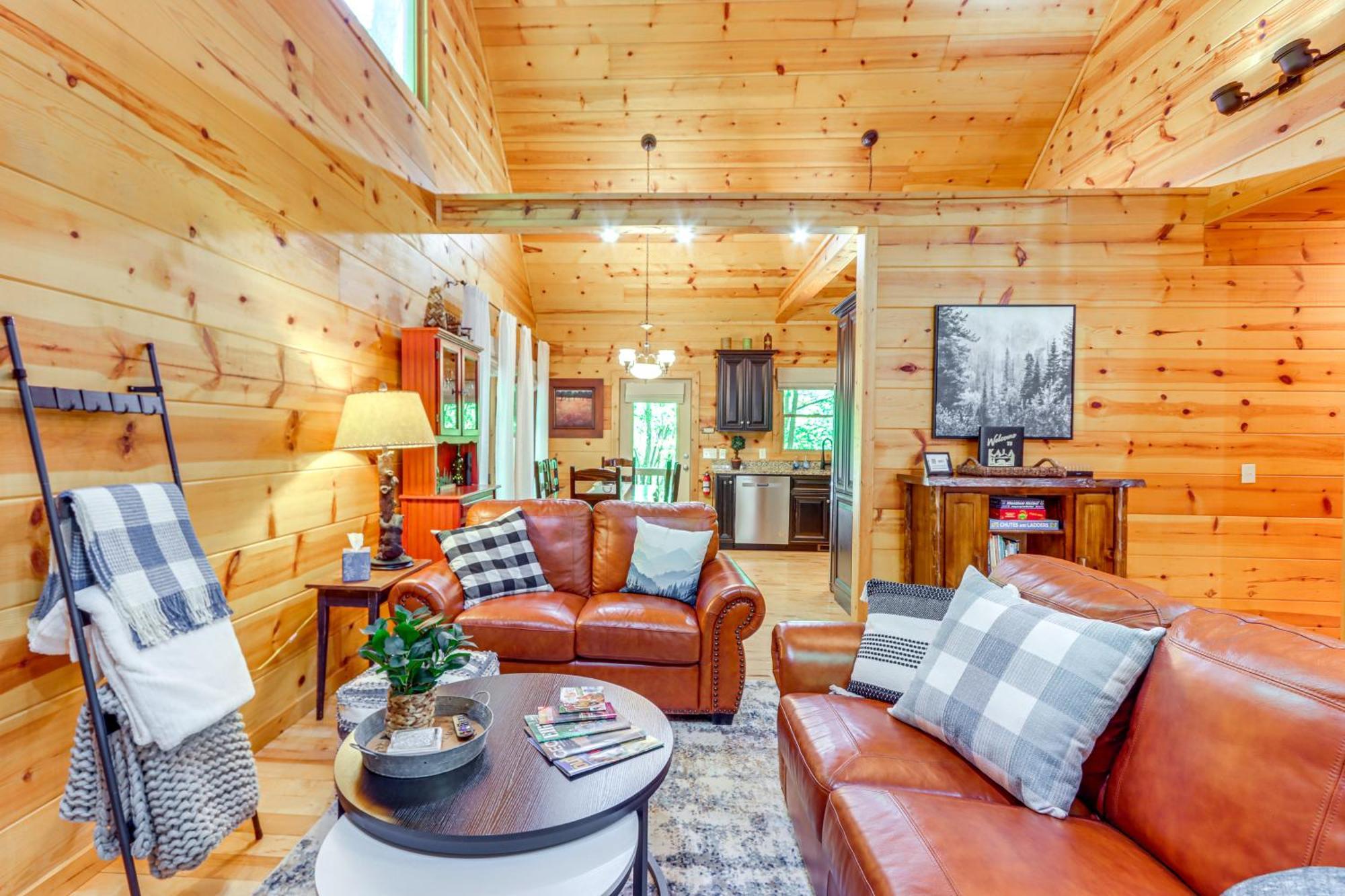 Lakeside Cabin Game Room, Dock, Orchard, Wineries Ellijay Exteriör bild