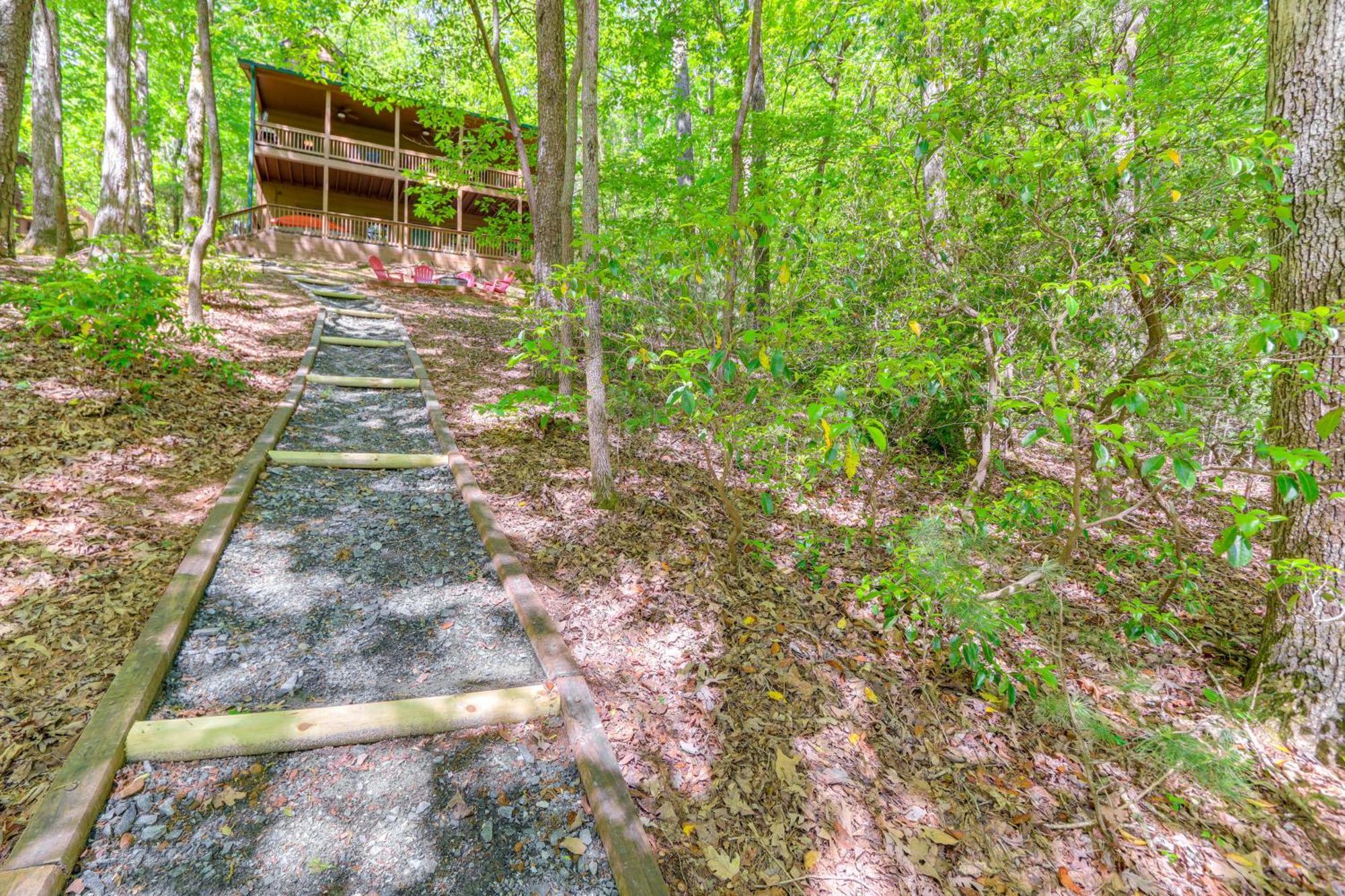 Lakeside Cabin Game Room, Dock, Orchard, Wineries Ellijay Exteriör bild