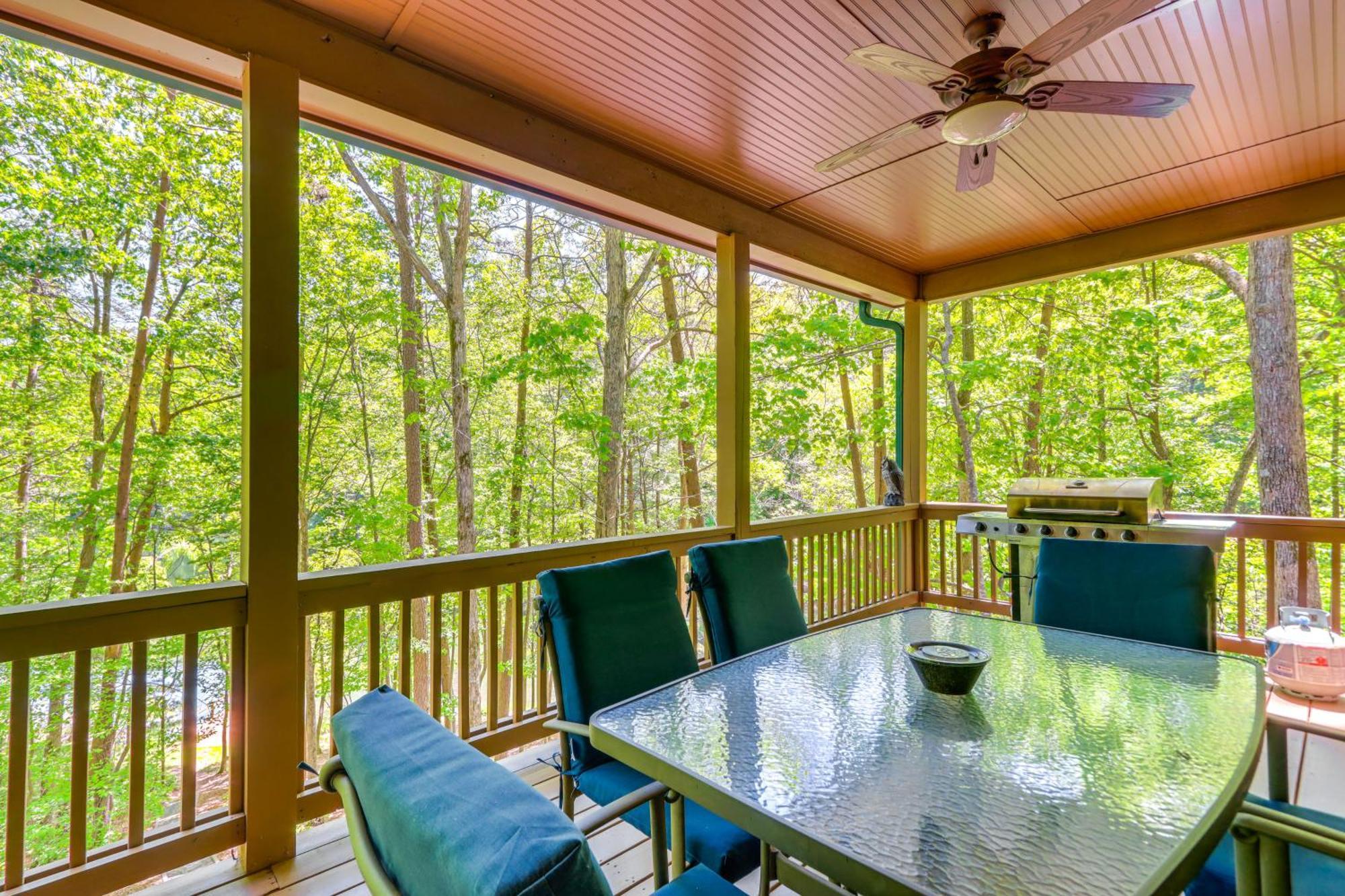 Lakeside Cabin Game Room, Dock, Orchard, Wineries Ellijay Exteriör bild