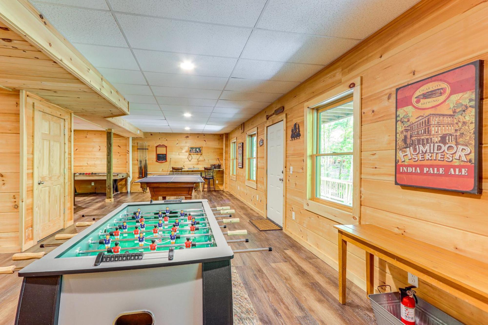 Lakeside Cabin Game Room, Dock, Orchard, Wineries Ellijay Exteriör bild